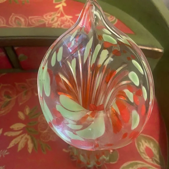 Hand Blown Art Glass Jack In The Pulpit Style Scalloped Vase Red and Green - Picture 10 of 12